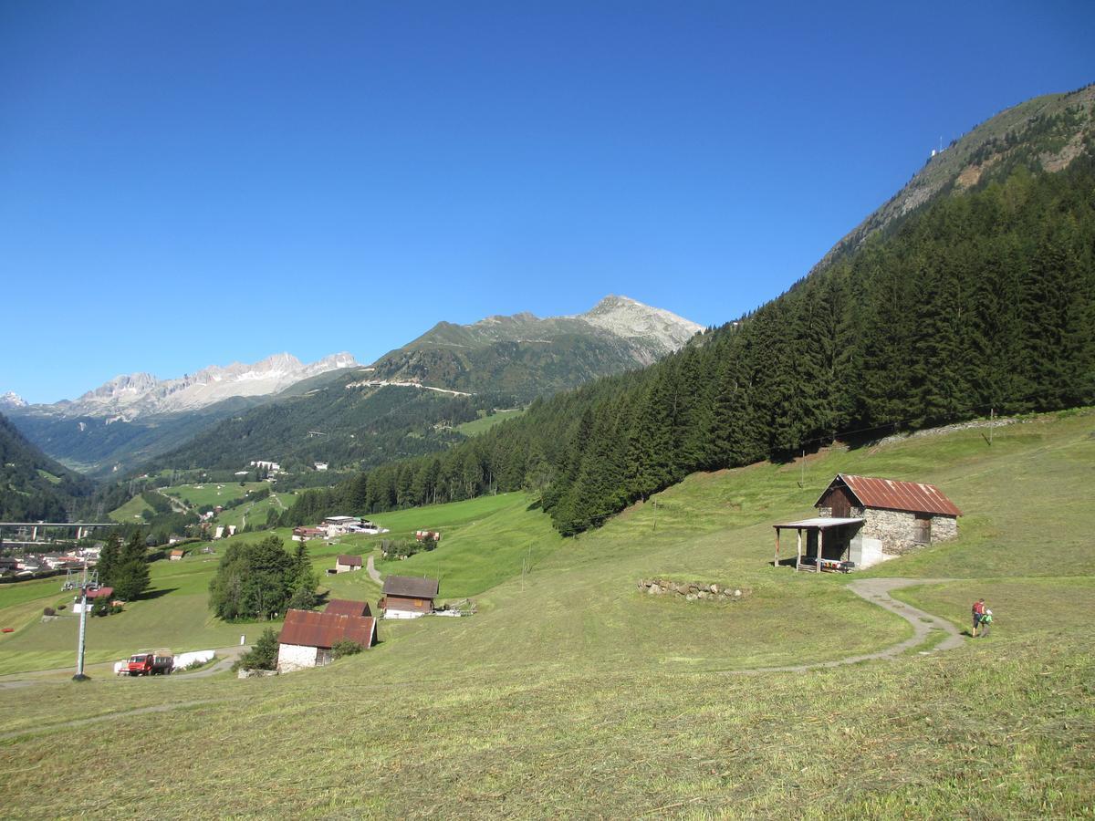 B&B Gottardo Airolo Buitenkant foto
